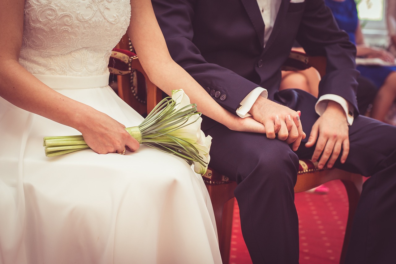 恋愛結婚よりも幸せになれる可能性が高い お見合い結婚の魅力とは Note 結婚式 ウェディングに関わる役立つ情報をお届け 会費制結婚式や1 5次会なら 会費婚 披露宴 帰国後パーティー 恋愛結婚よりも幸せになれる可能性が高い お見合い結婚の魅力とは Note 結婚式 ウェディングに関わる役立つ情報をお届け 会費制結婚式や1 5次会なら 会費婚 披露宴 帰国後パーティー